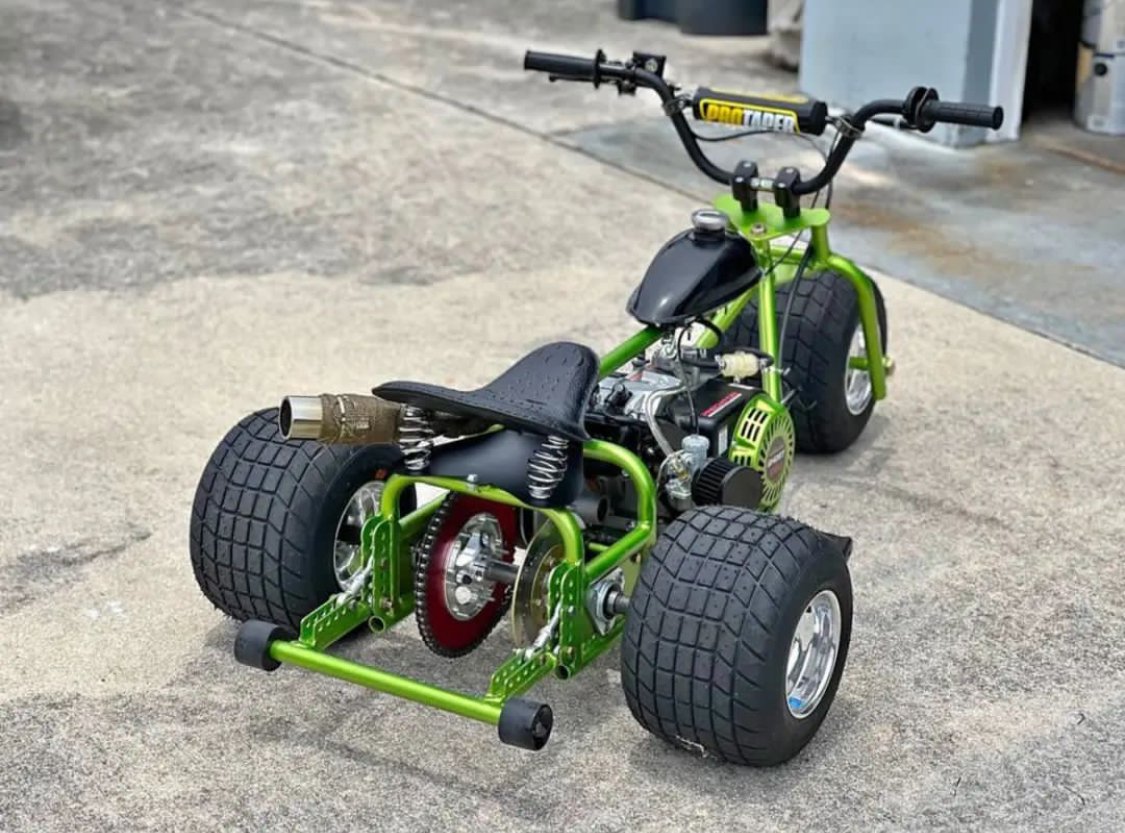 Green Mini Trike motorcycle Green Mini Trike motorcycle
