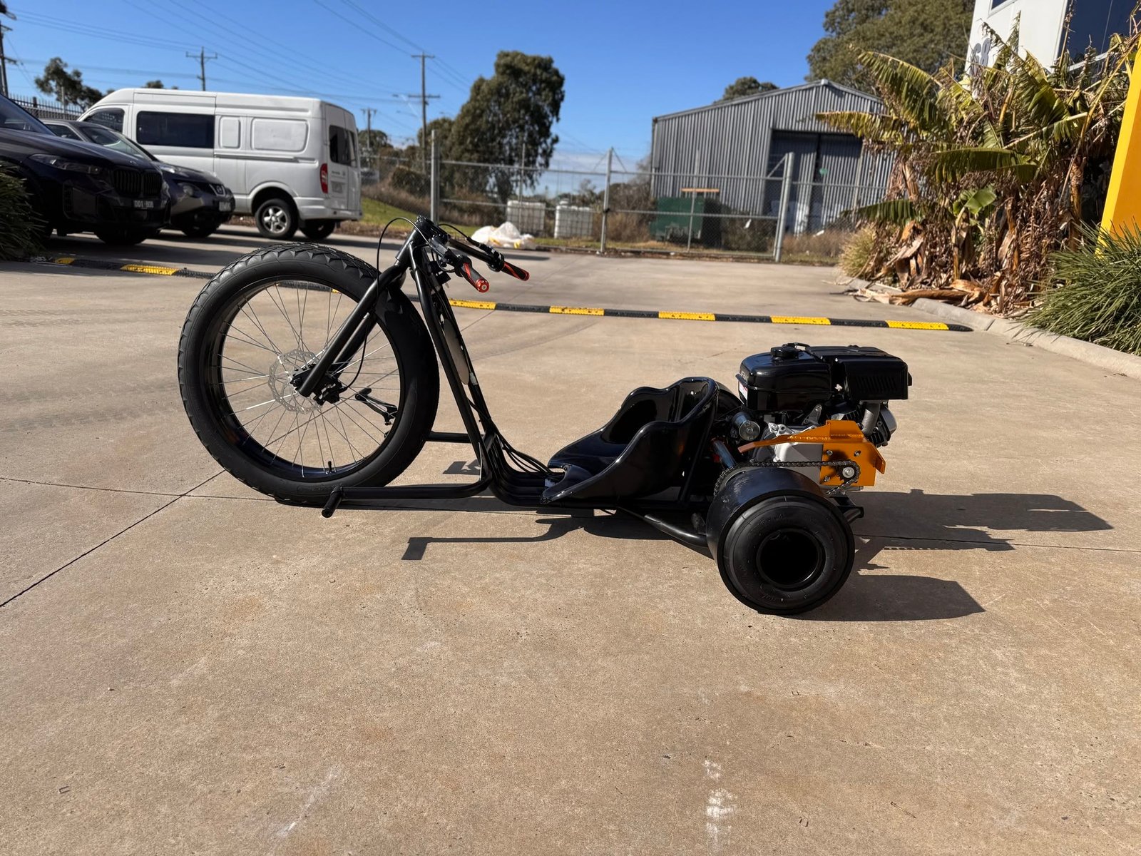 FAT BOY DT4 270cc 9HP Gas-Powered Drift Trike FAT BOY DT4 270cc 9HP Gas-Powered Drift Trike